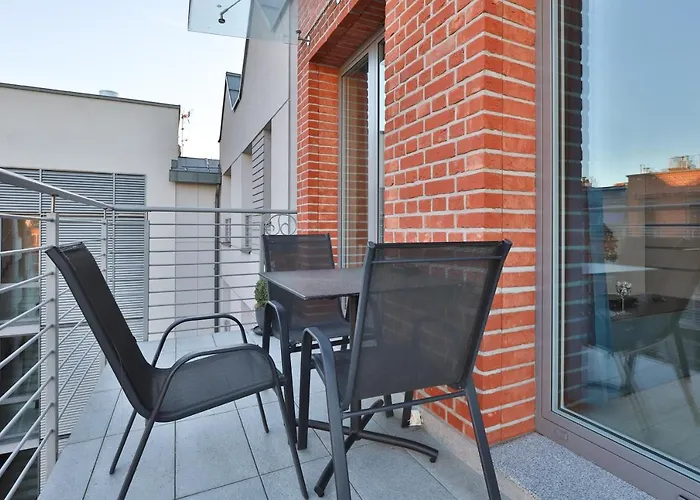 Platinum Tartaczna By Renters Apartment